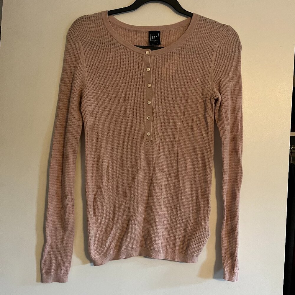 GAP Size S Pink Henley - NWT